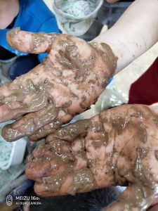 Lovely hands - messy play